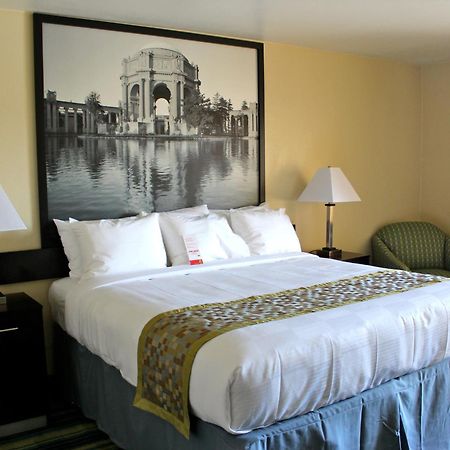 Super 8 By Wyndham Vallejo/Napa Valley Chambre photo