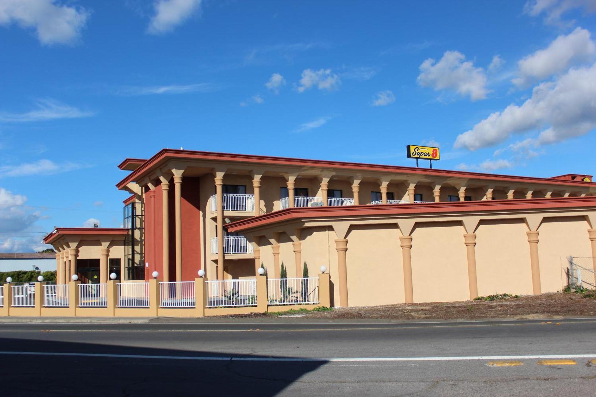 Super 8 By Wyndham Vallejo/Napa Valley Extérieur photo