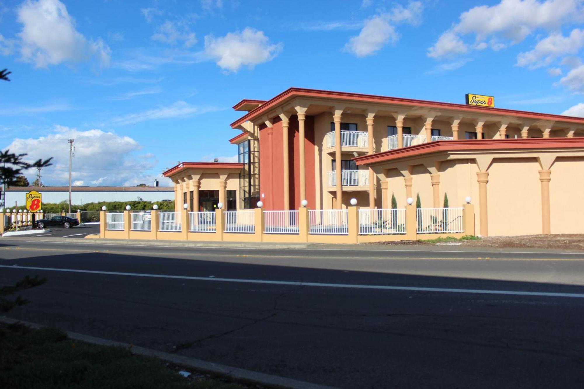 Super 8 By Wyndham Vallejo/Napa Valley Extérieur photo