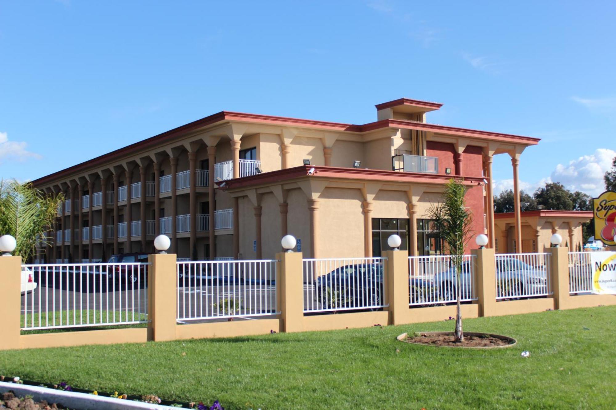 Super 8 By Wyndham Vallejo/Napa Valley Extérieur photo