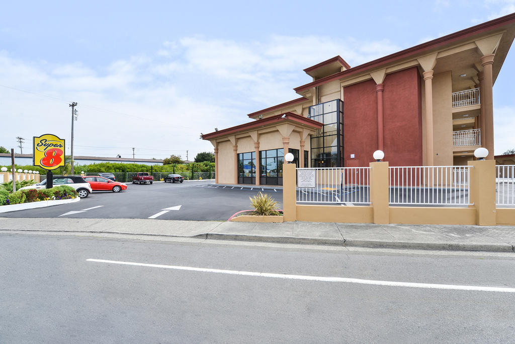 Super 8 By Wyndham Vallejo/Napa Valley Extérieur photo