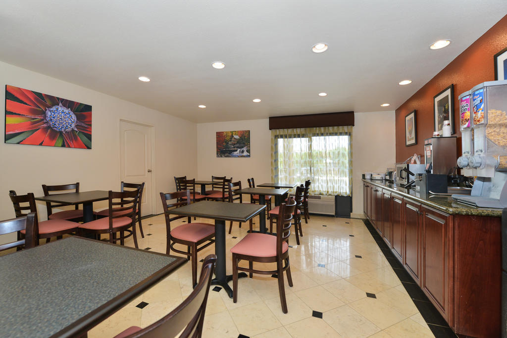 Super 8 By Wyndham Vallejo/Napa Valley Extérieur photo
